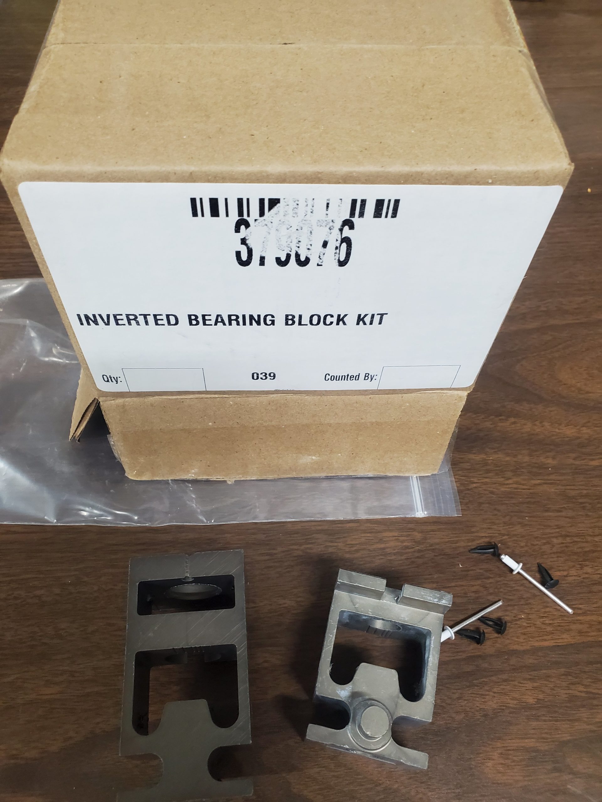 Lippert Inverted Bearing Block Repair Kit 379076
