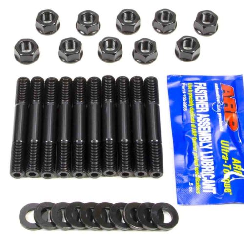 Ford Main Stud Kit - 2.0L Zetec